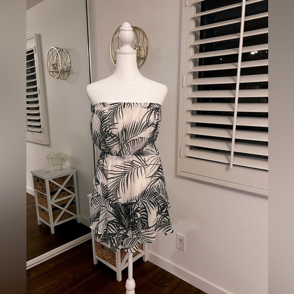 Express-Romper - Picture 1 of 5